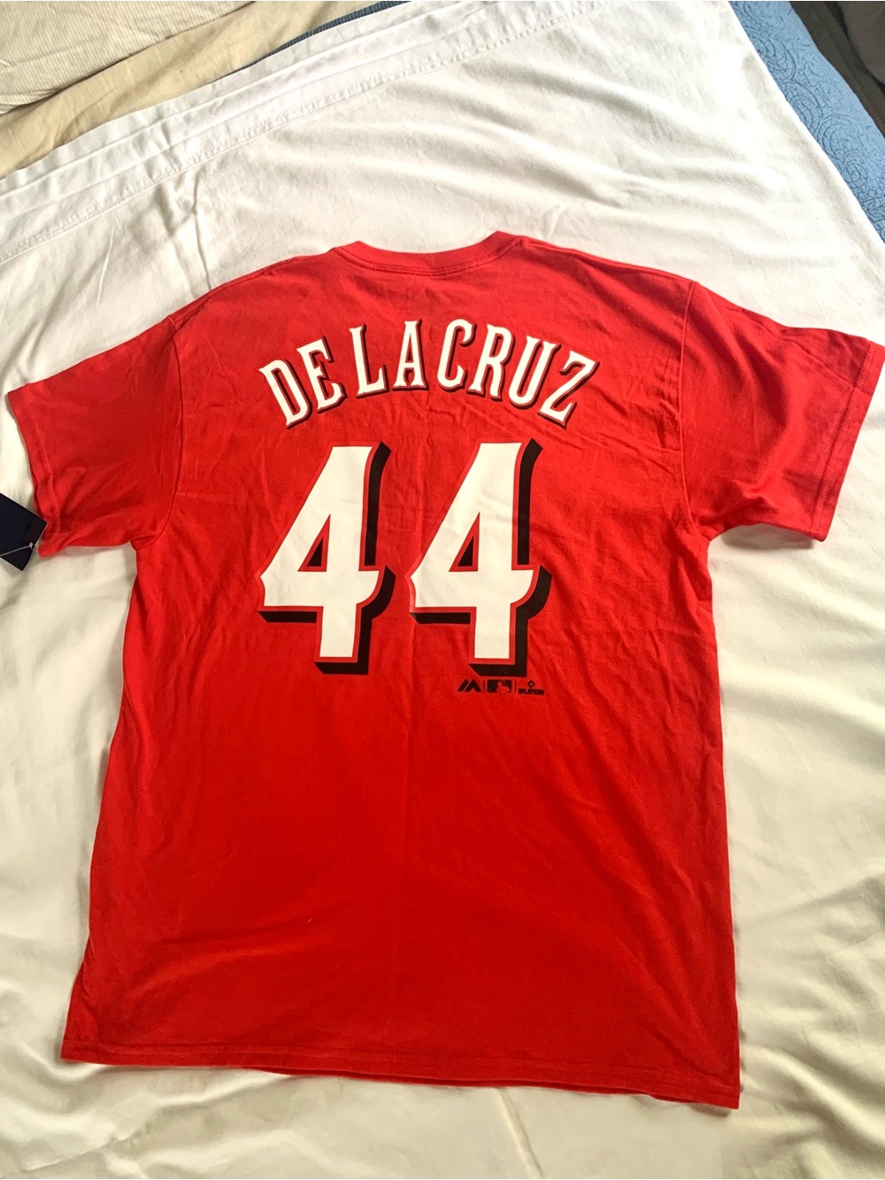 Cincinnati Reds Baseball T-shirt-DeLaCruz 44-Men’s Large